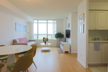 For Lease - 8 Hillcrest Avenue Unit# 2210, Toronto, Ontario - Photo 2