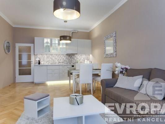Pronájem bytu 2+kk 74 m2 - Fotografie 1