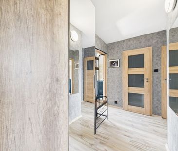 Ładne dwupokojowe mieszkanie w centrum Skarpy - Photo 3