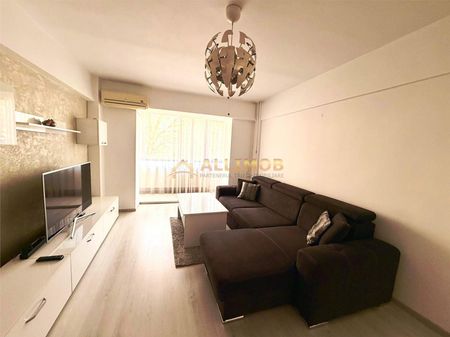 Apartament 2 camere in Ploiesti, zona ultracentrala - Photo 2
