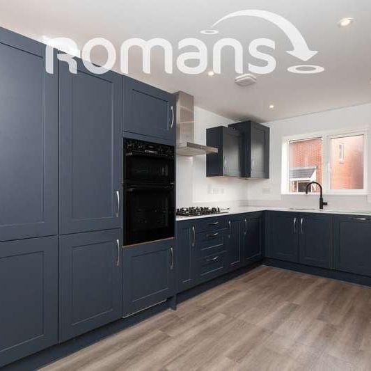 Saddle Row, Blackwater, Camberley, GU17 - Photo 1