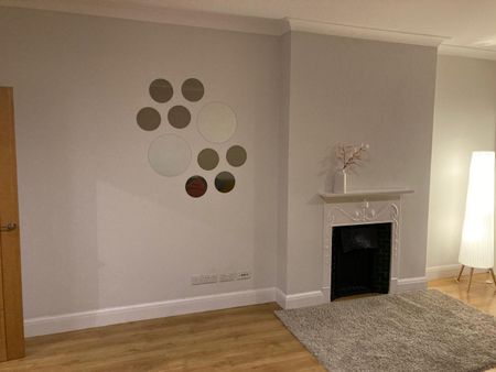 Room in a Shared Flat, King Street, W6 - Photo 2