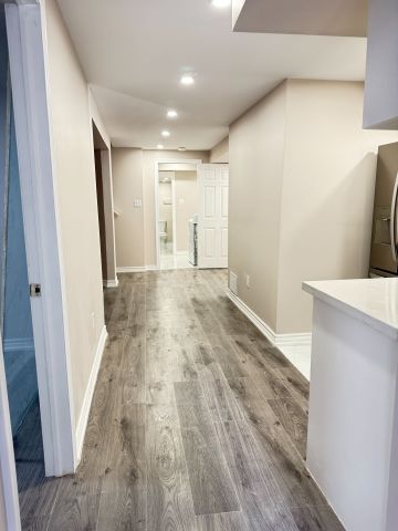 For Lease - 36 Foothill Street Unit# Basement, Whitby, Ontario - Photo 4