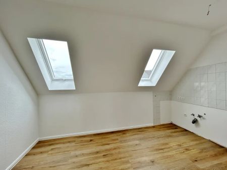 Komplett modernisierte Obergeschosswohnung – kurzfristig beziehbar! - Foto 5