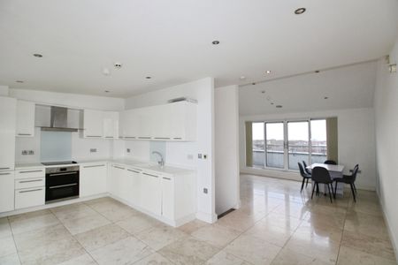 Hardwicks Square, London, SW18 4NB - Photo 5