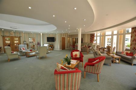 2 bedroom retirement property to rent - Photo 3