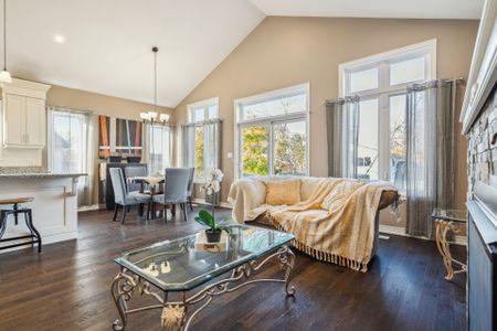 For Lease - 71 Locheed Drive, Hamilton, Ontario - Photo 5