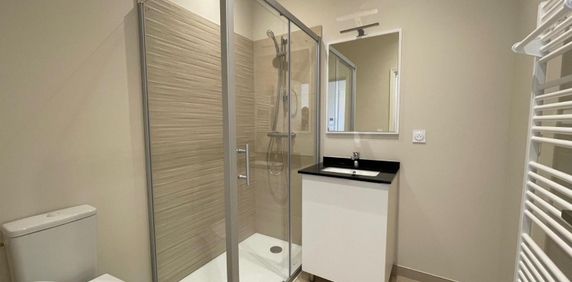 Location Appartement 1 pièce 28m² NARBONNE 11100 - Photo 2