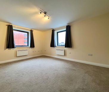 1 bedroom Apartment to rent - Photo 2