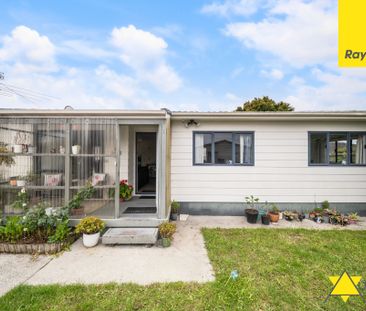 Modern Comfort and Convenience in a Prime Central Location - Photo 5