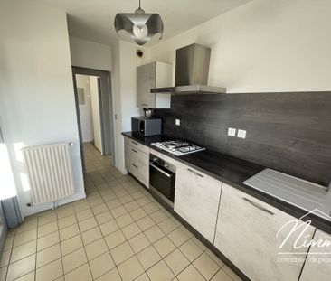 Location Appartement 2 pièces 52m² NIMES 30900 - Photo 4