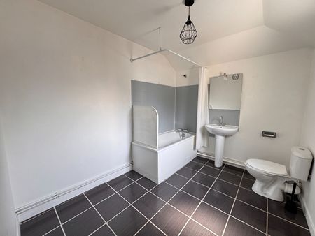 Location Appartement 2 pièces 48m² - Photo 4