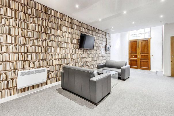 Studio to rent - Photo 1