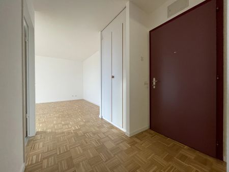 Appartement de 2 pièces au 4ème étage avec vue sur le lac. - Photo 5