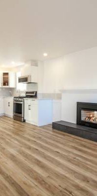 Brentwood Bay - 3 bed/2 bath suite for rent - Photo 1