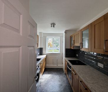 1 Bed Flat, Markham House, SE21 - Photo 1