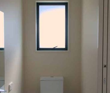 Warm, new 3brm home in Broadbay - pet friendly! - Photo 2