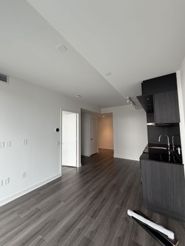 For Lease - 448 Burnhamthorpe Road Unit# 1901, Mississauga, Ontario - Photo 3