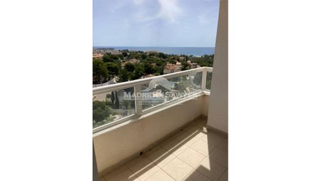 Fabulous 3 Bedroom Penthouse in Campoamor! - Photo 3