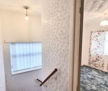 3 Bedroom - Photo 2