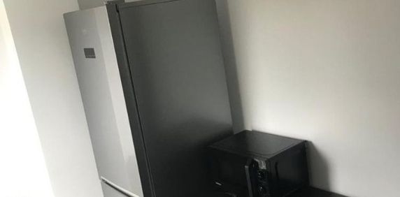 Garsoniera zona Universitatii Politehnica Bucuresti - Photo 2