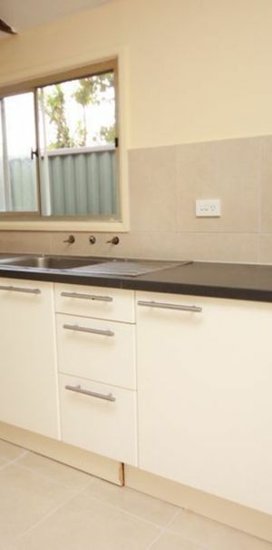 One-Bedroom Granny Flat in Convenient Location - Photo 1