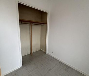 Appartement F3 - 3ème étage avec Balcon et cave - Photo 4