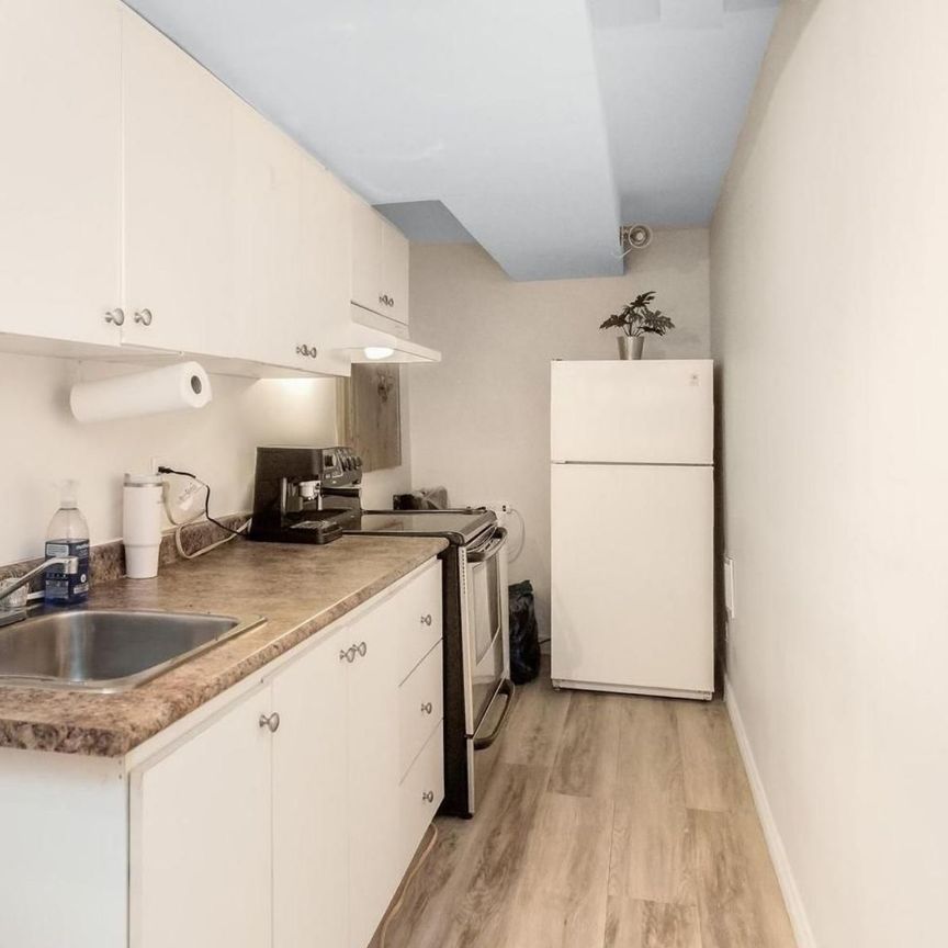 For Lease - 4161 Goldenrod Crescent Unit# (BSMT), Mississauga, Ontario - Photo 1