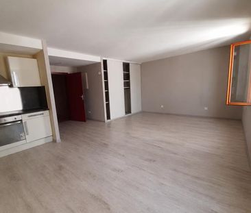 Location Appartement 1 pièce 42m² RUMILLY 74150 - Photo 4