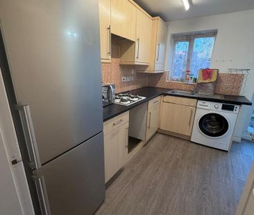 2 bedroom terraced house to rent - Photo 6