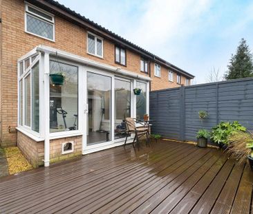 2 bedroom end of terrace house to rent - Photo 2