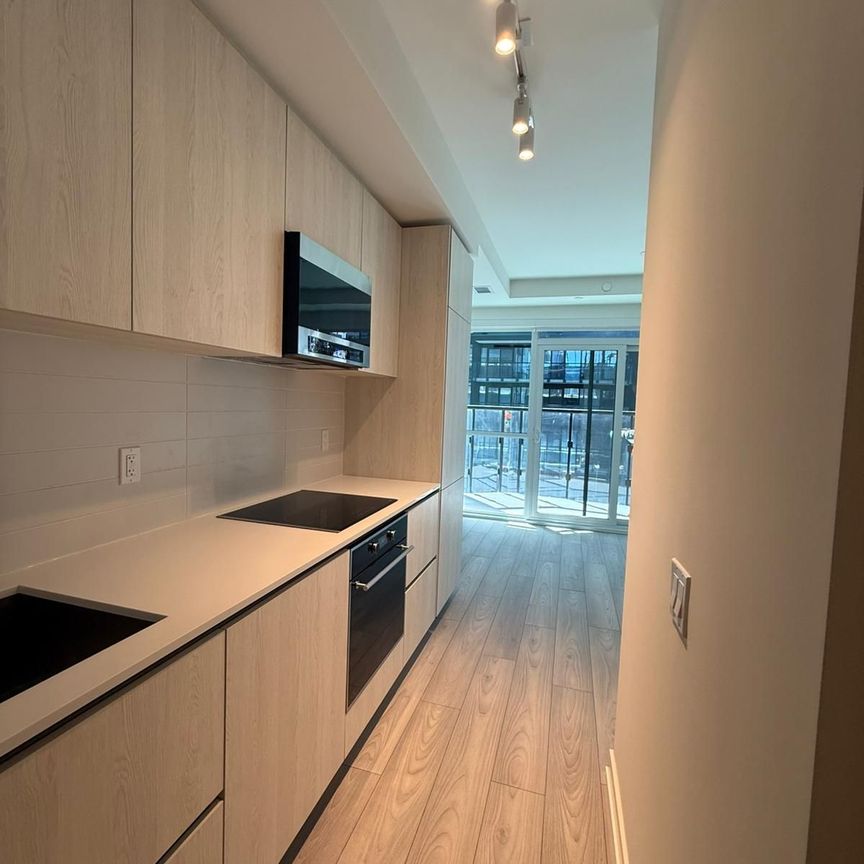 For Lease - 110 Broadway Avenue Unit# 707, Toronto, Ontario - Photo 1