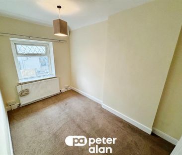 Pantycefn Road, Markham, BLACKWOOD - Photo 3