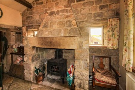 3 bedroom detached house to rent - Photo 4