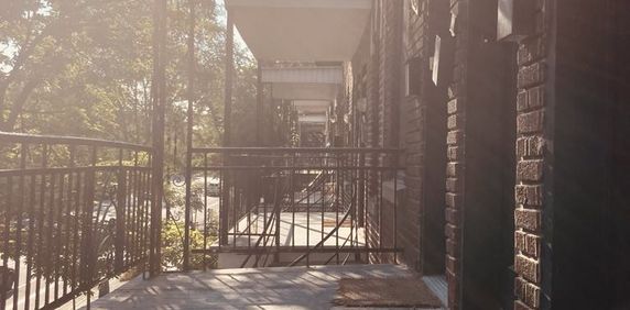 Appart TOUT-INCLUS / Marché Jean-Talon - Photo 2