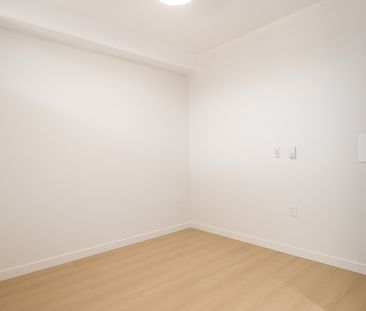 2015 St Johns St (5th Floor), Port Moody - Photo 6
