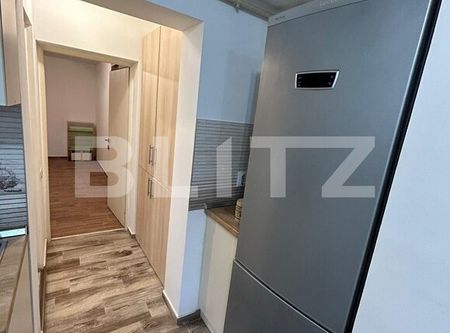 Apartament 5 camere, 105 mp, decomandat, parcare, zona strazii Campului - Fotografie 3