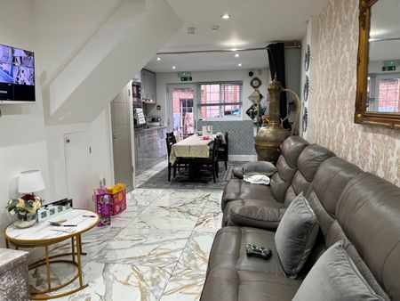 Room in a Shared House, Scarborough Street, E1 - Photo 2