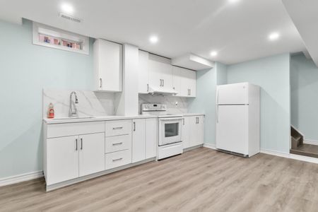 For Lease - 149 Sunforest Drive, Brampton, Ontario - Photo 2