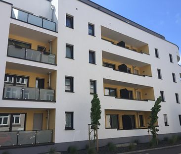 Mit überdachtem Balkon: Moderne, helle und schöne 2 Zimmer-Wohnung in Marburg, Afföllerstr. 30 - Foto 4