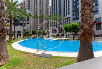 Flat for rent with swimming pool in Ciutat Jardí (Valencia)