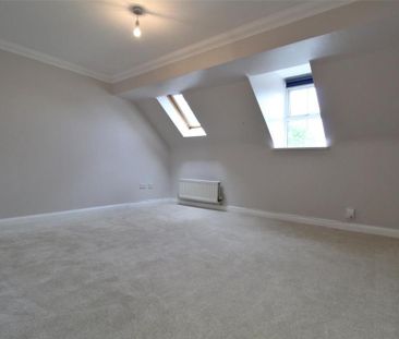 3 bedroom terraced house to rent - Photo 6