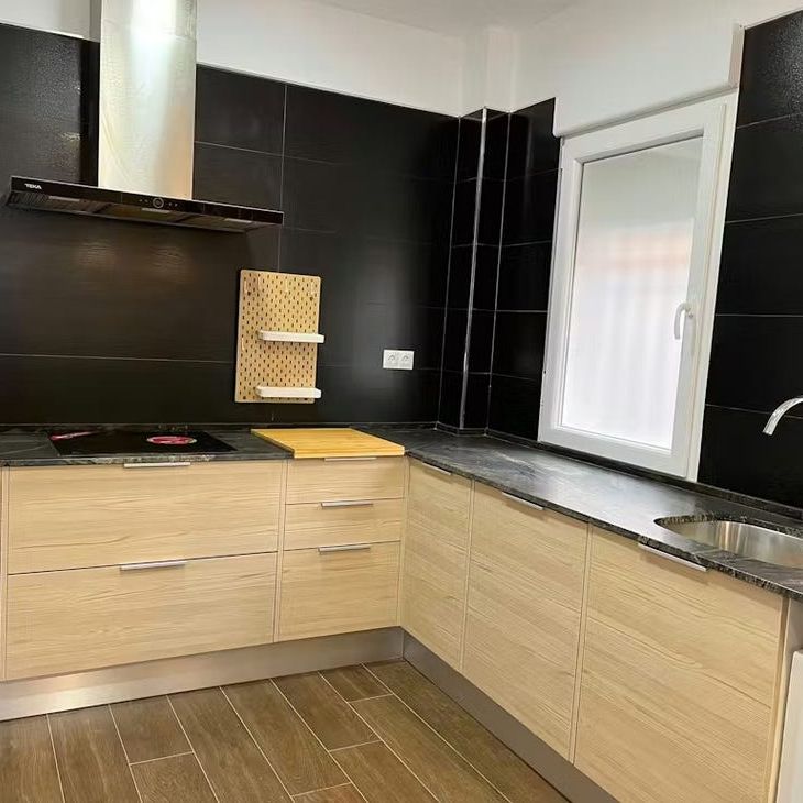 Calle Manuel Dualde, Burjassot, Valencian Community 46100 - Photo 1