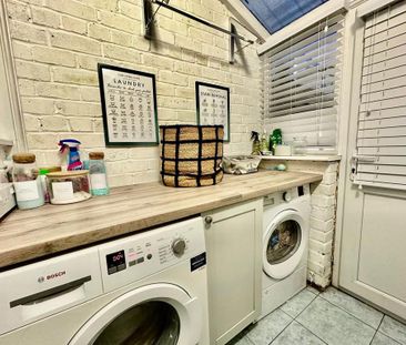 2 bedroom terraced house to rent - Photo 4