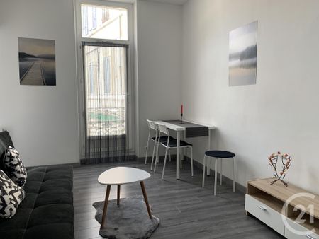 Location Appartement 2 pièces 31m² MARSEILLE 12ème - Photo 2