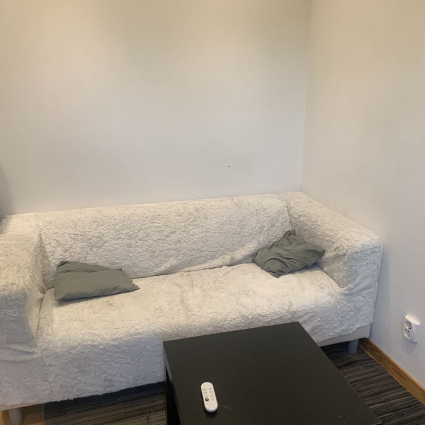 Skäcklingevägen, Tumba - Photo 1