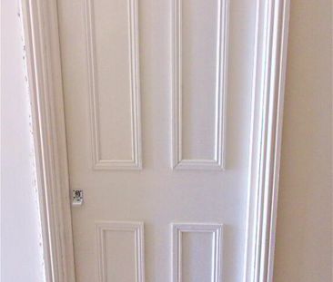 Upstairs Apartment, 53d Agincourt Avenue, Queens Quarter, Belfast, ... - Photo 1