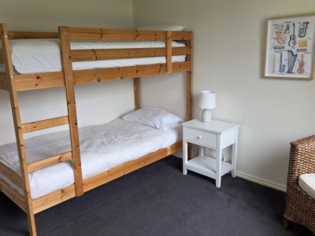 Fully Furnished Family Home - Photo 3