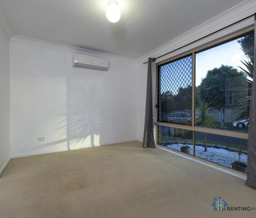 Comfortable Family Living with Outdoor Entertaining - Photo 4