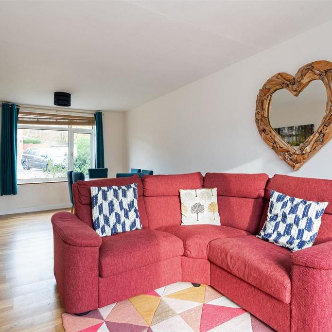 3 bedroom terraced house to rent - Photo 1